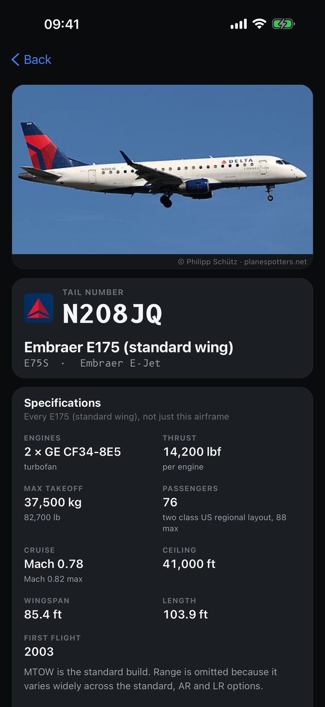 The aircraft page in the night theme.